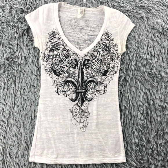 In Style Tshirt Womens Small Vneck Love Faith Fleur De Lis Embellished Roses - Picture 1 of 10